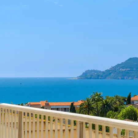 Szálloda Livia Cannes