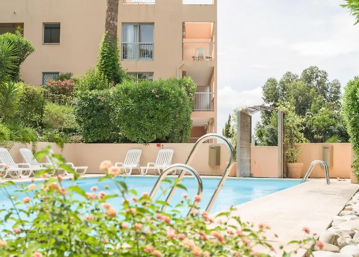 Livia Hotel Cannes